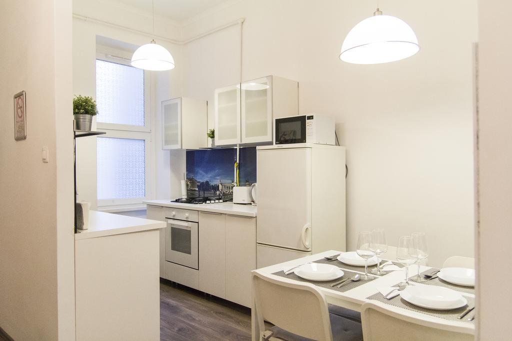 Bright 2Br&Ac Apt At Astoria Budapest Esterno foto