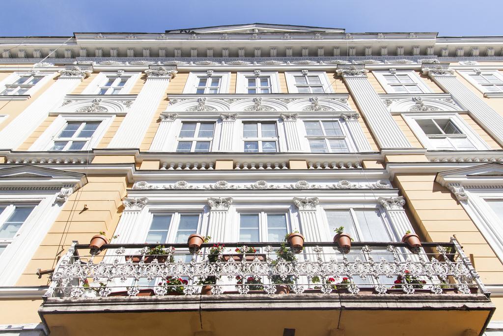 Bright 2Br&Ac Apt At Astoria Budapest Esterno foto